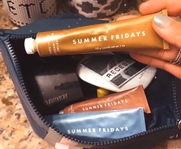 DE58ECCC-7193-43DD-ABA7-FA80420FE221